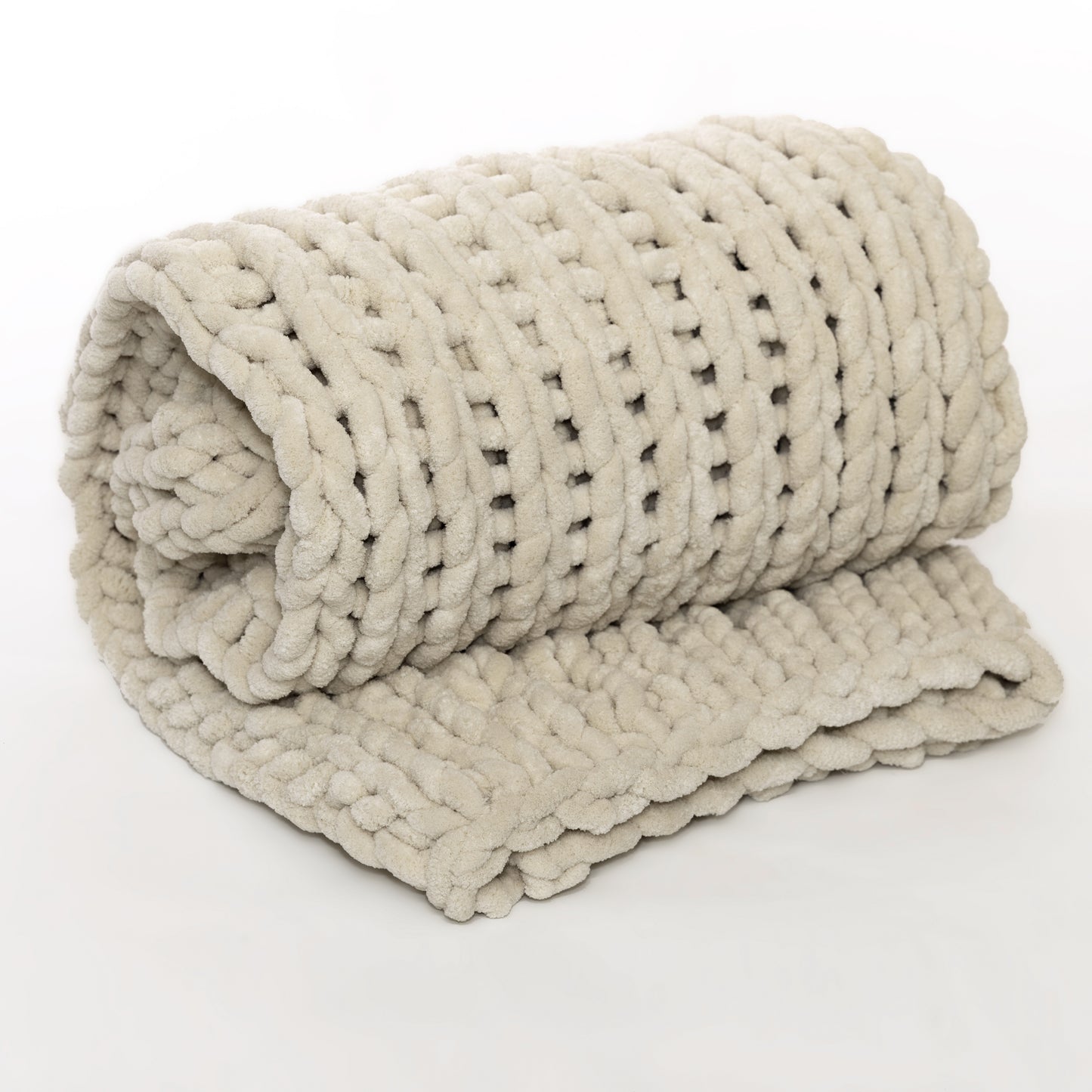 Chunky Knit Chenille throw off-white, 50 x 60 inches