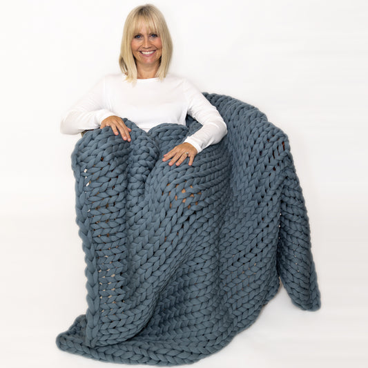 Chunky Knit Weighted Throw, Spa Blue, 10 pounds